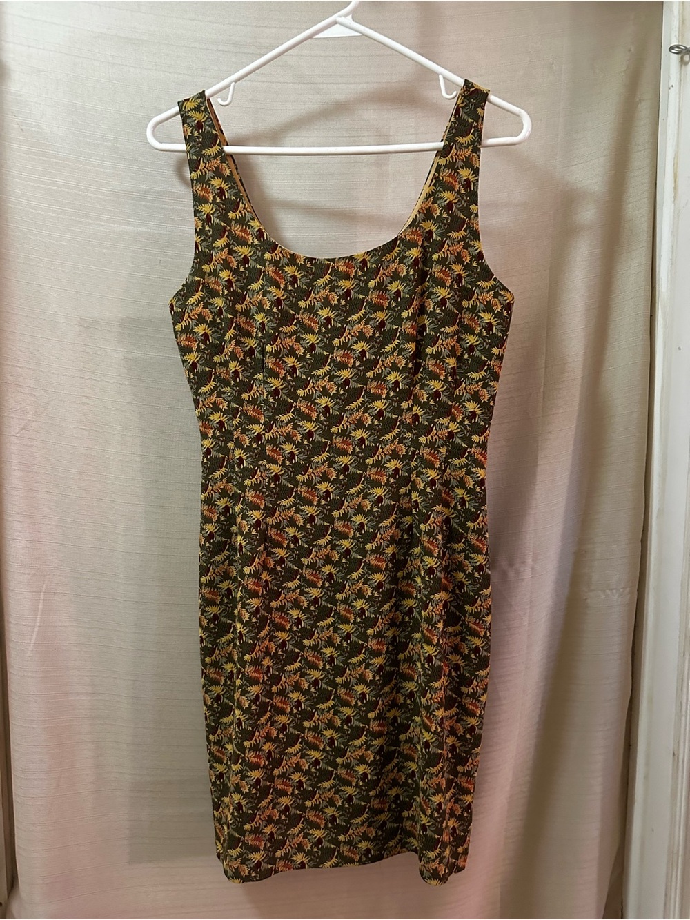 Vintage 80s 90s Sunny Names Floral Leaf Print Fitted Dress Autumn Fall Neutral